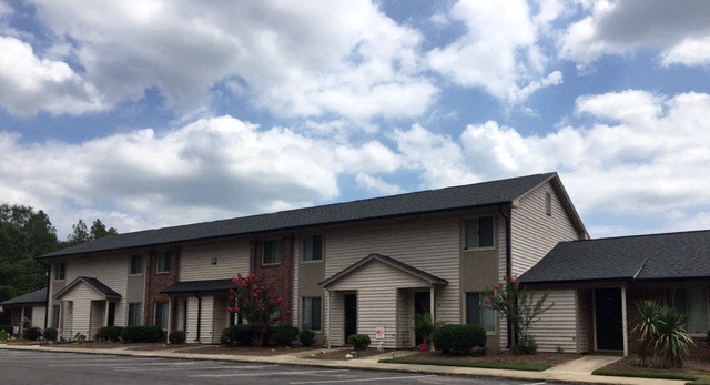 Creekside Piedmont Apartments 205 Saluda Drive 41 Piedmont Sc Rentcafe