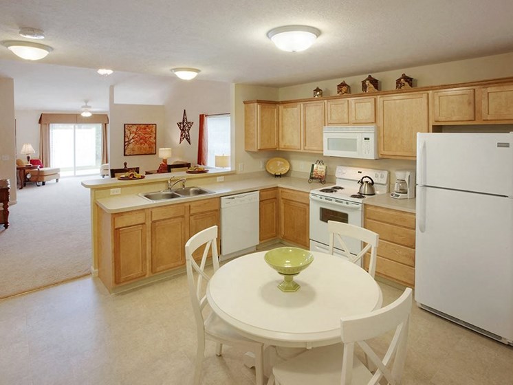 Danville IN Apartment Rentals Redwood White Lick Creek Kitchen