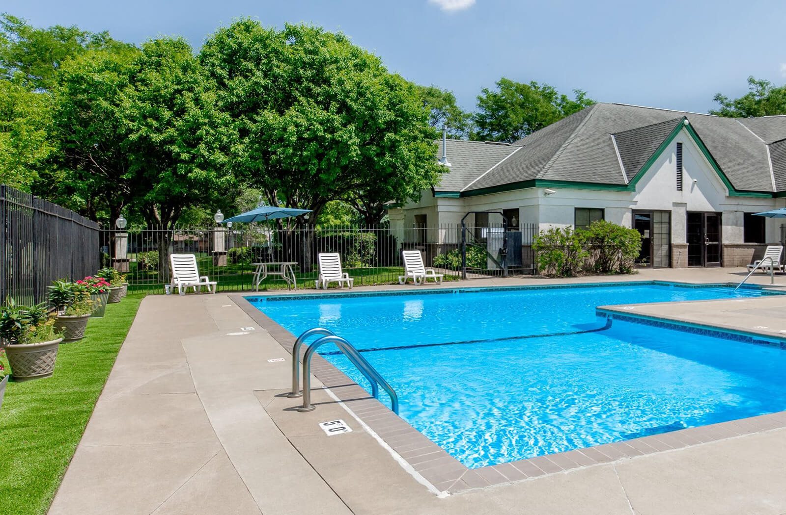 Eden Park Apartments Apartments in Brooklyn Park, MN