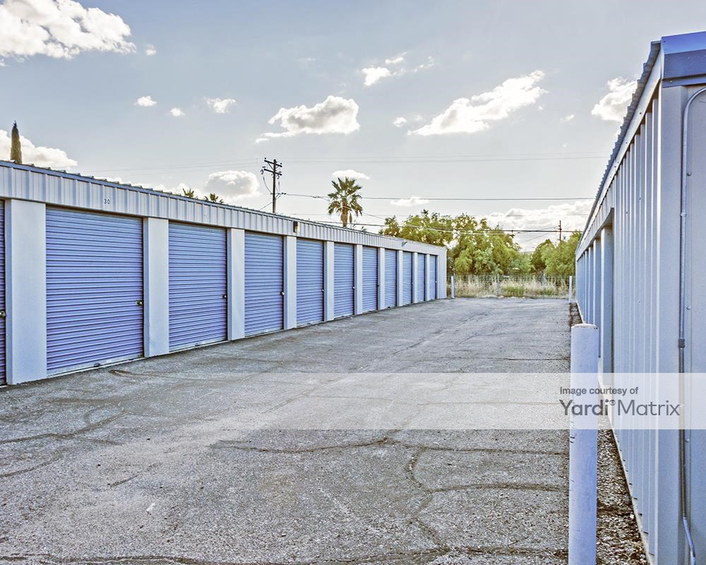 Benson Highway Laundry & Self Storage - 3542 East Benson Hwy, Tucson