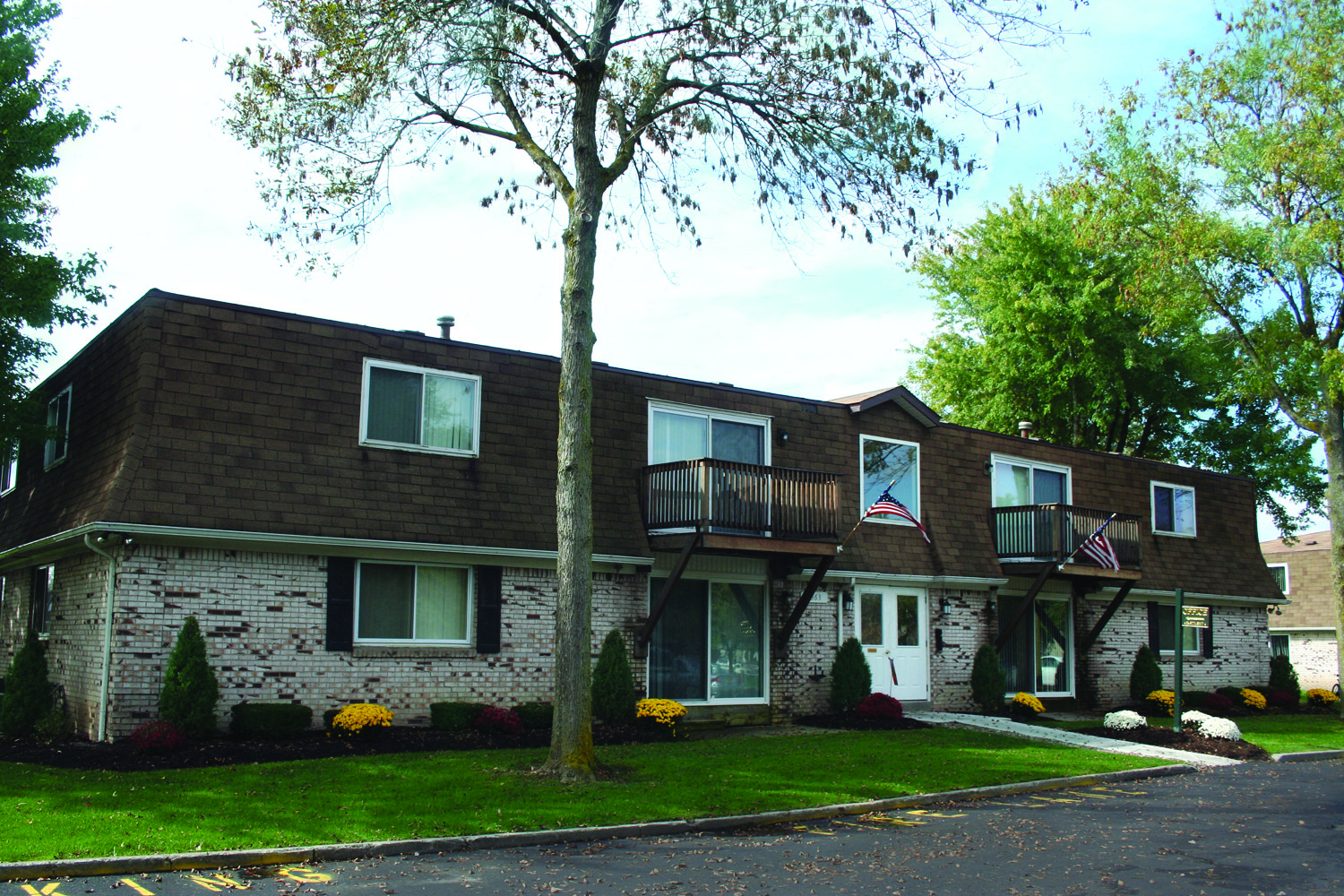 Liberty Square Apartments Student Apartment UB North Amherst, NY