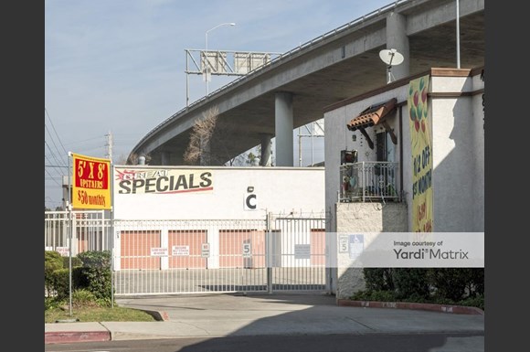 pix Pacific Highway Storage San Diego Ca 92110 secure self storage 4835 pacific hwy