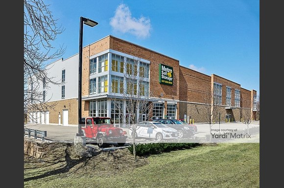Metro Self Storage 1360 Butterfield Road Mundelein Rentcafe