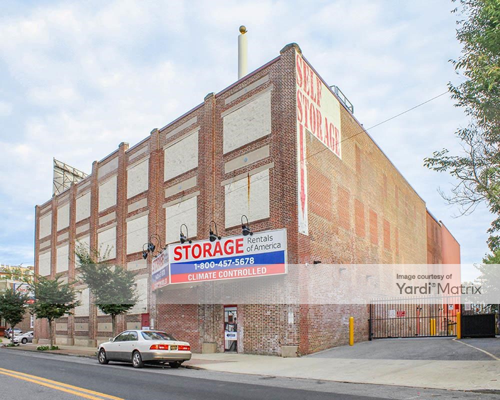 Storage Rentals Of America 2523 Lamotte Street Wilmington Rentcafe