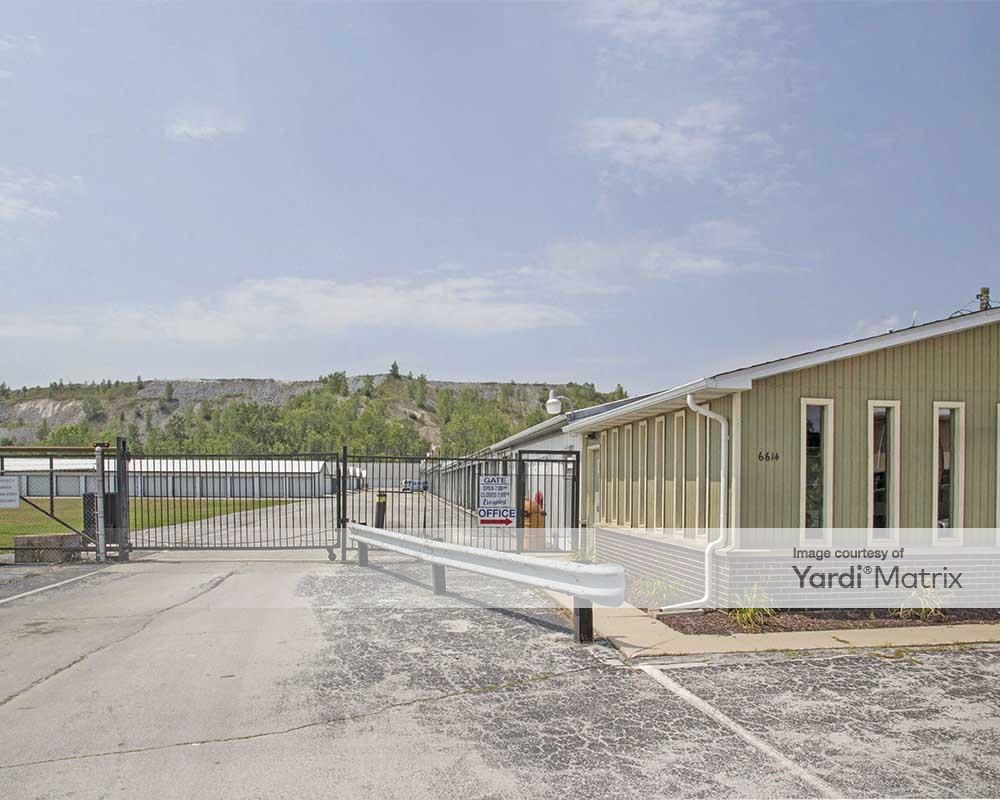 Ardmore Plaza U Store 6614 Ardmore Avenue Fort Wayne Rentcafe