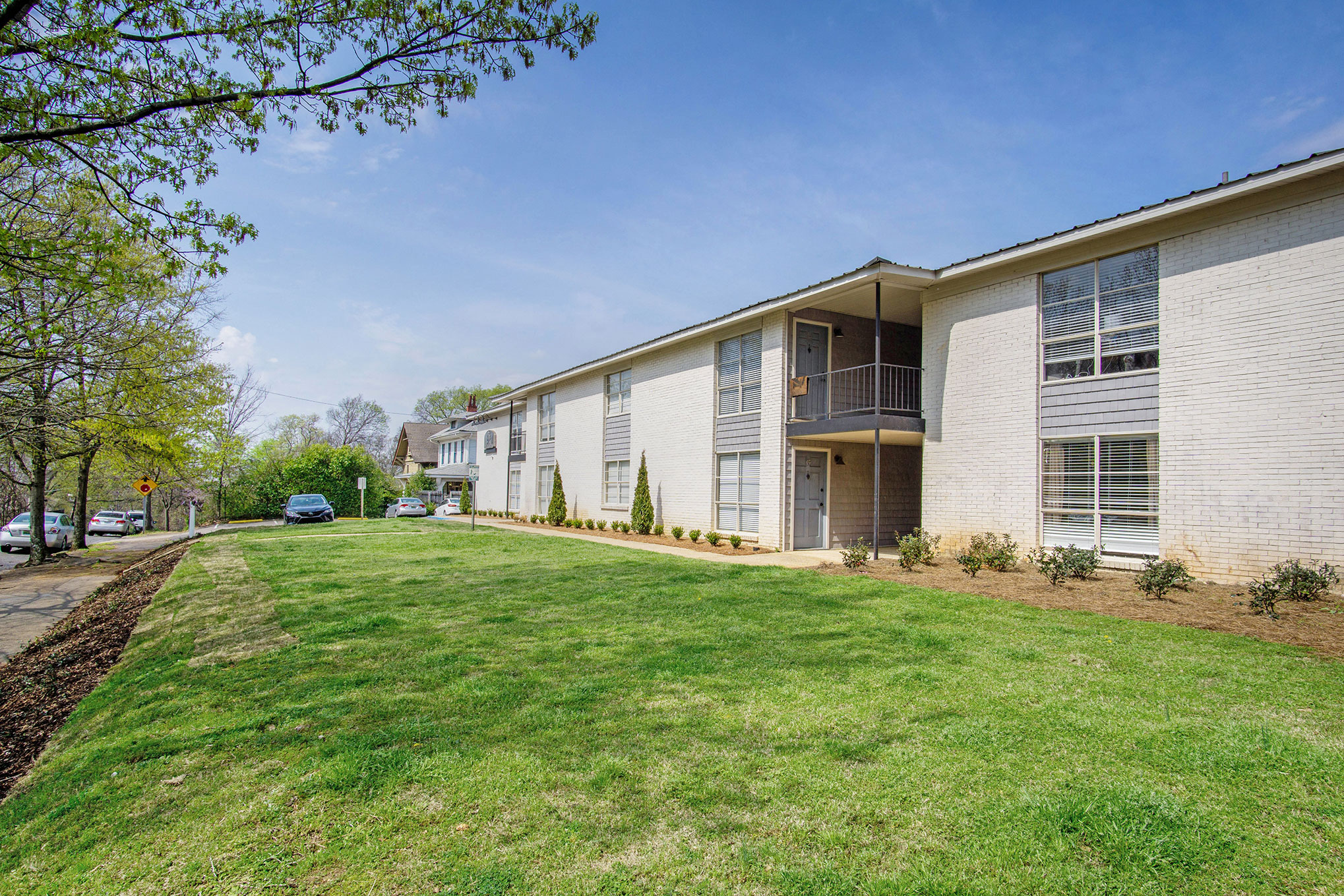 Silver Oak Apartments Apartment and Community Amenities