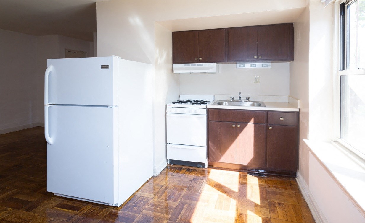 Parkview Gardens Apartments in Newark, NJ