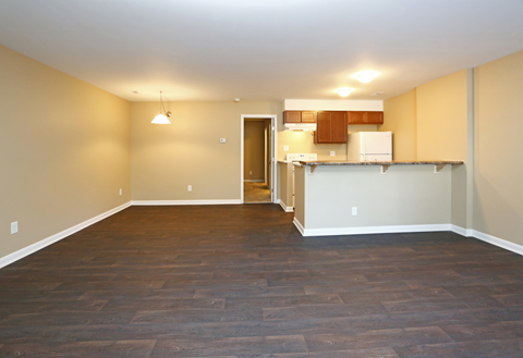 raleigh now leasing apartments newly renovated