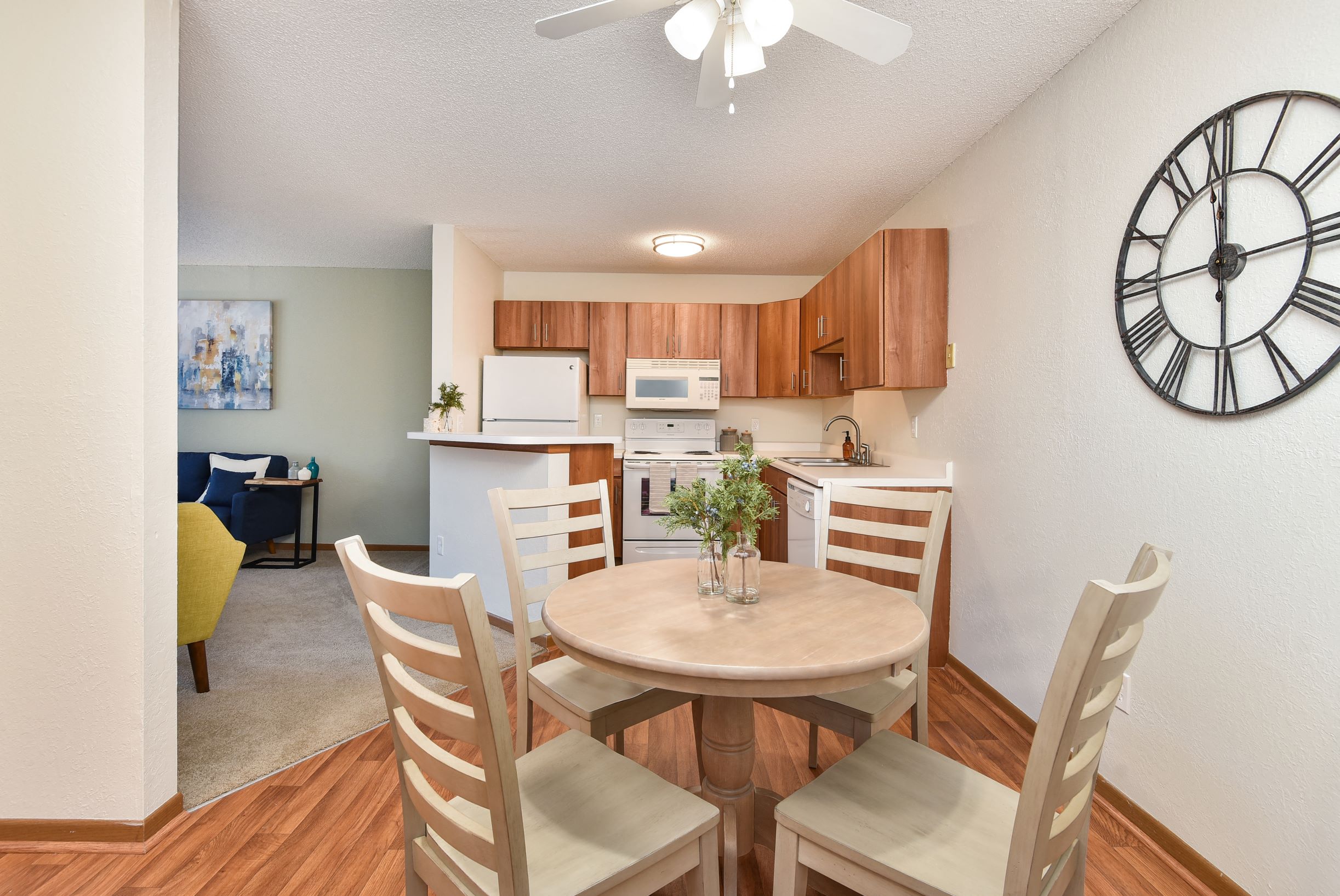 Westwind Apartments Apartments in St. Louis Park, MN