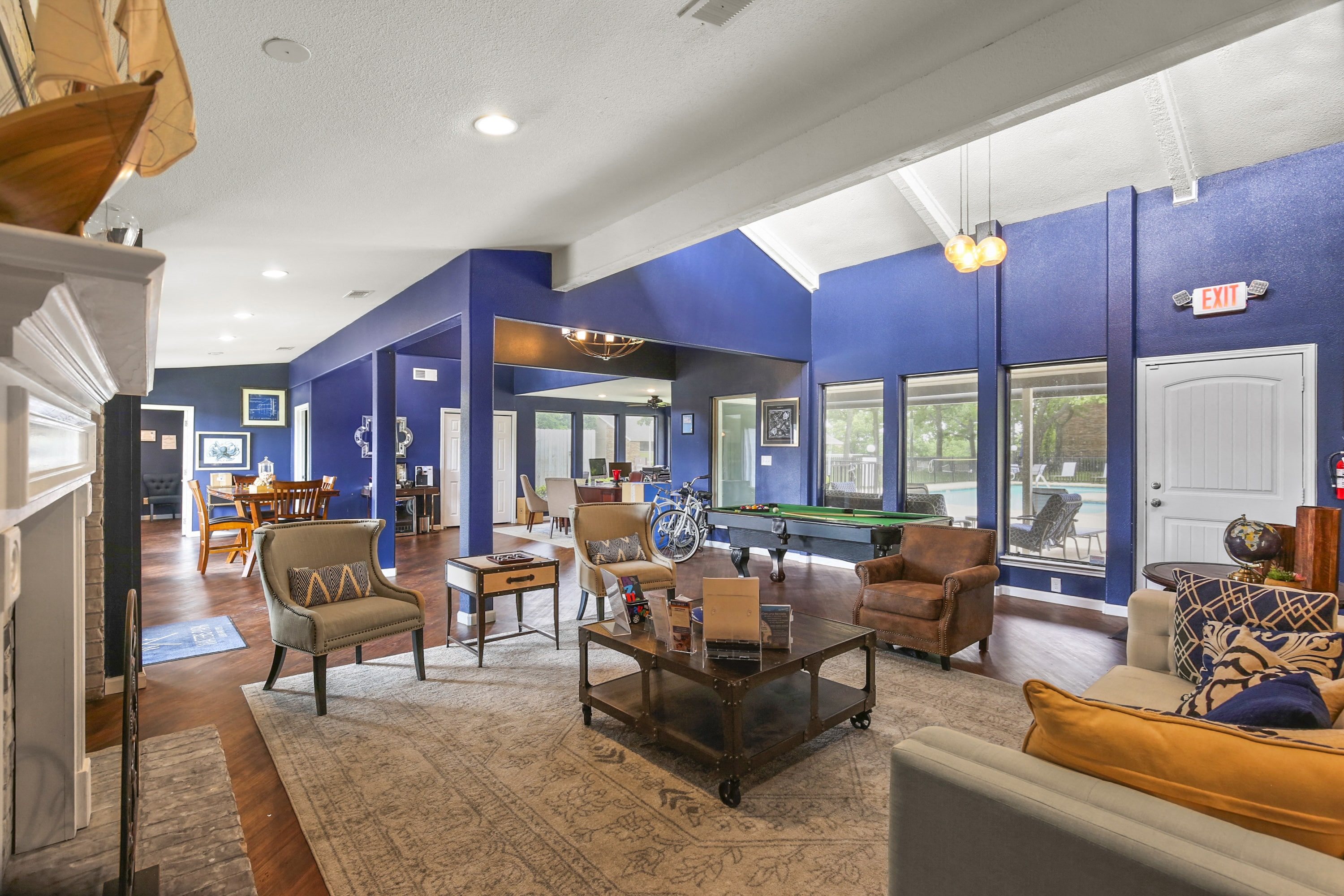 Waters Park Apartments in Bedford, TX