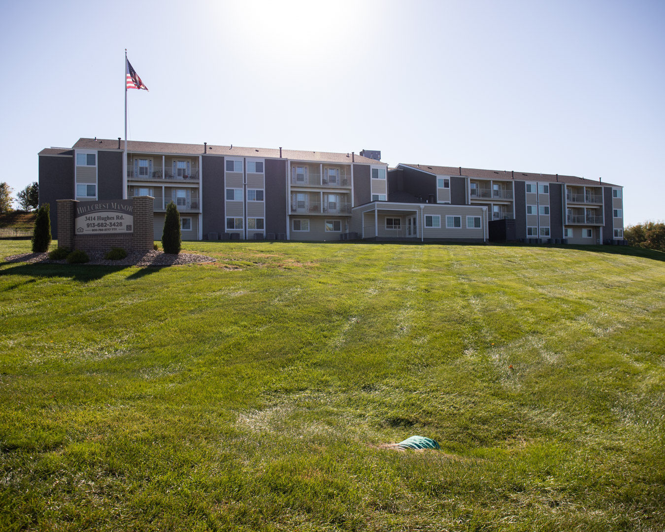 Hillcrest Manor Apartments in Leavenworth, KS