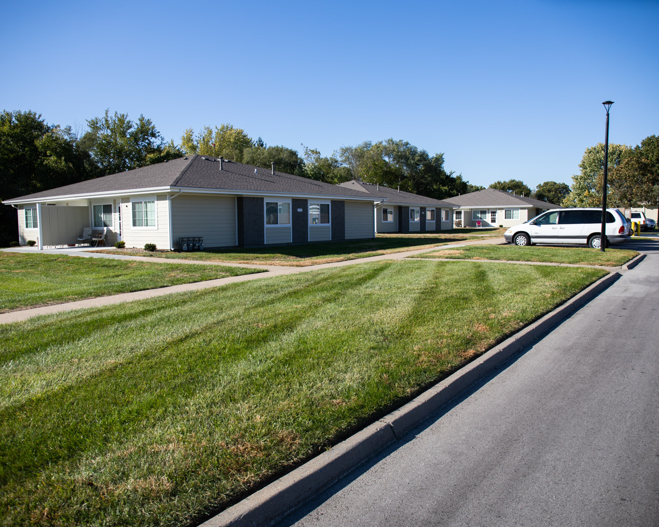 Photos and Video of Hillcrest Manor in Leavenworth, KS