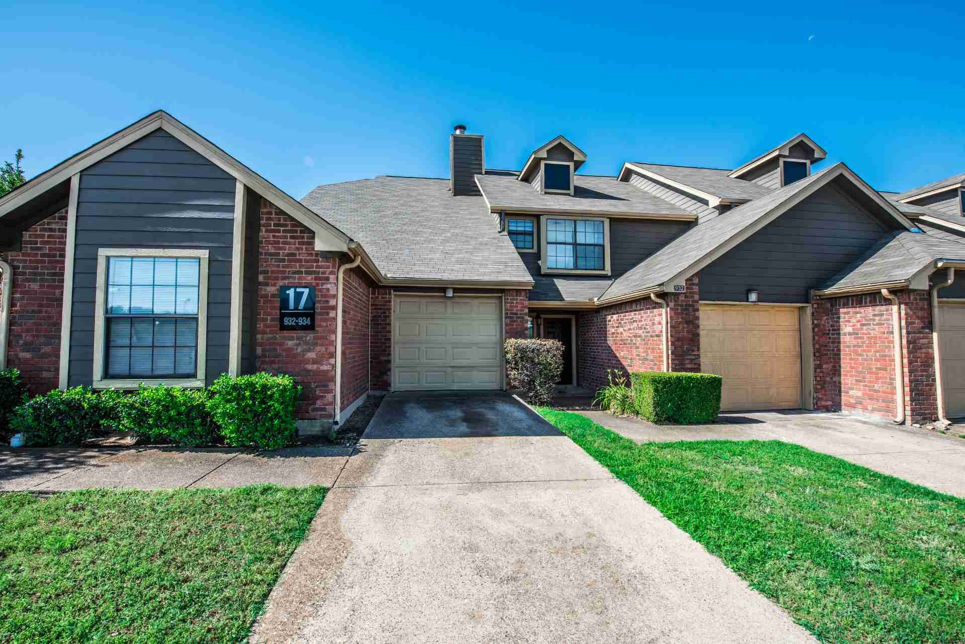 Photos and Video of Wexford Townhomes in Duncanville, TX