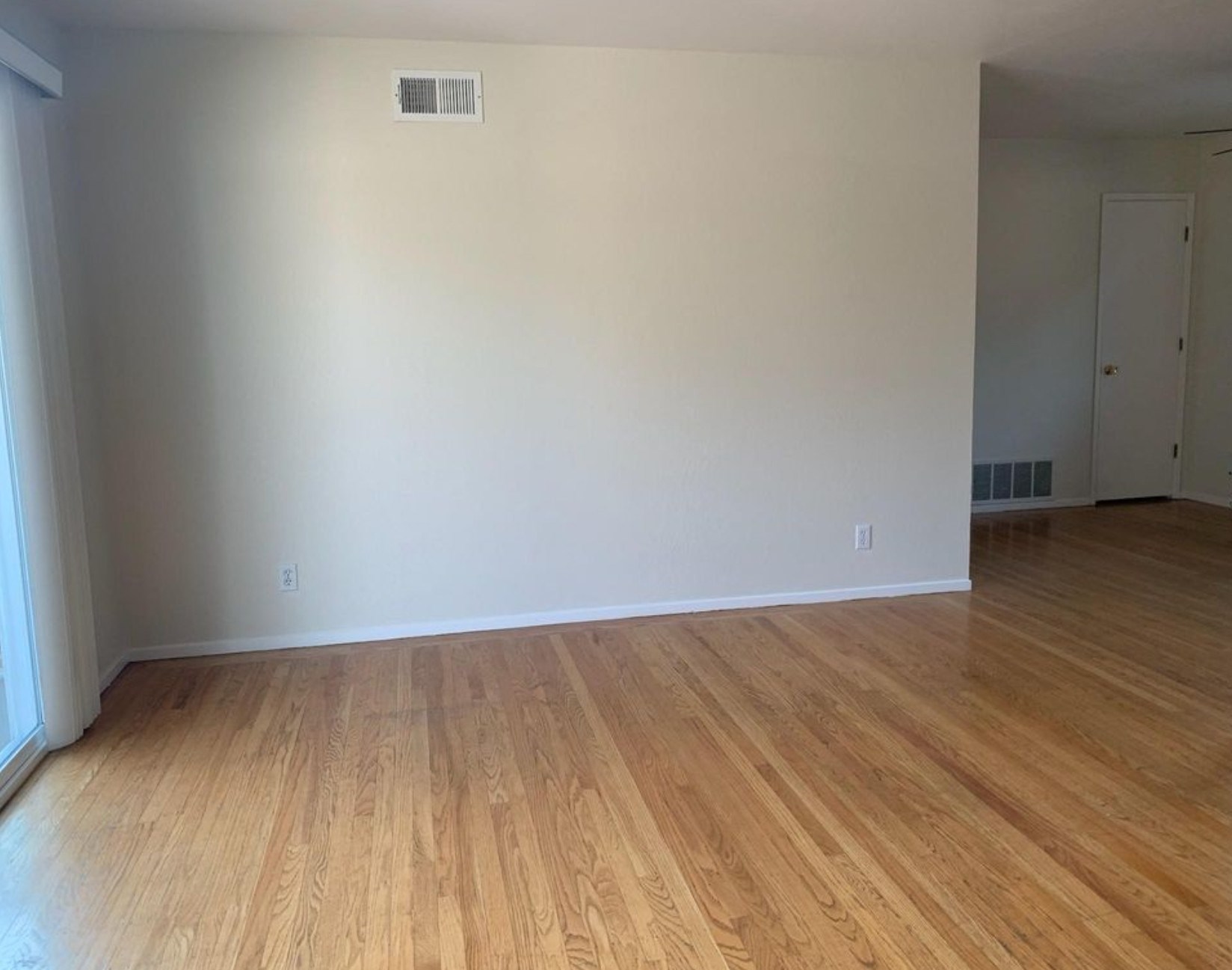 Gallery Photo 9