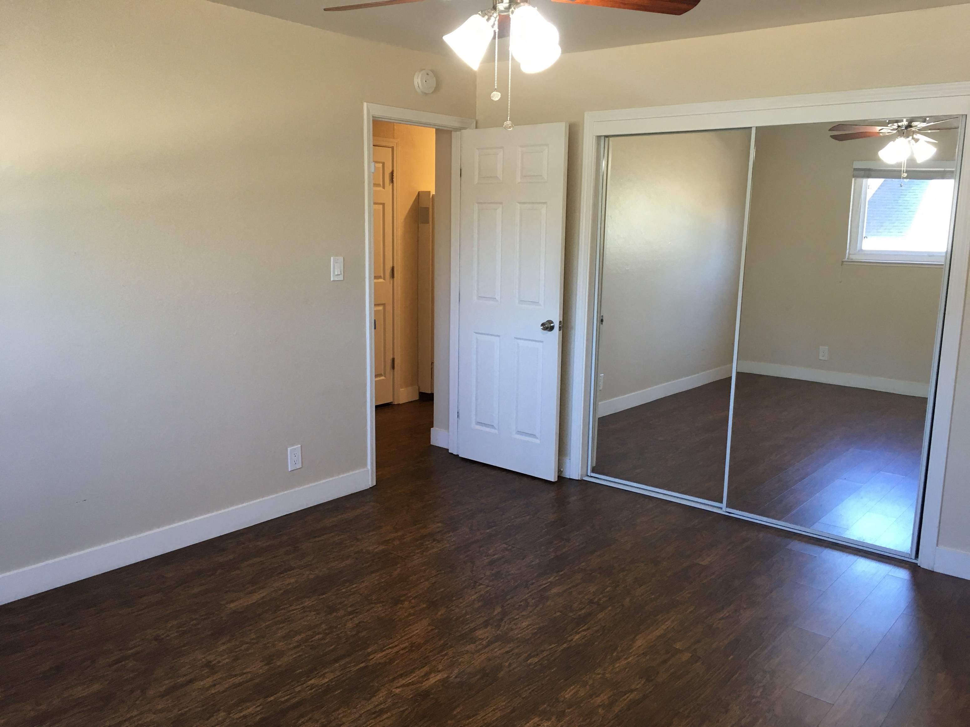 Gallery Photo 32