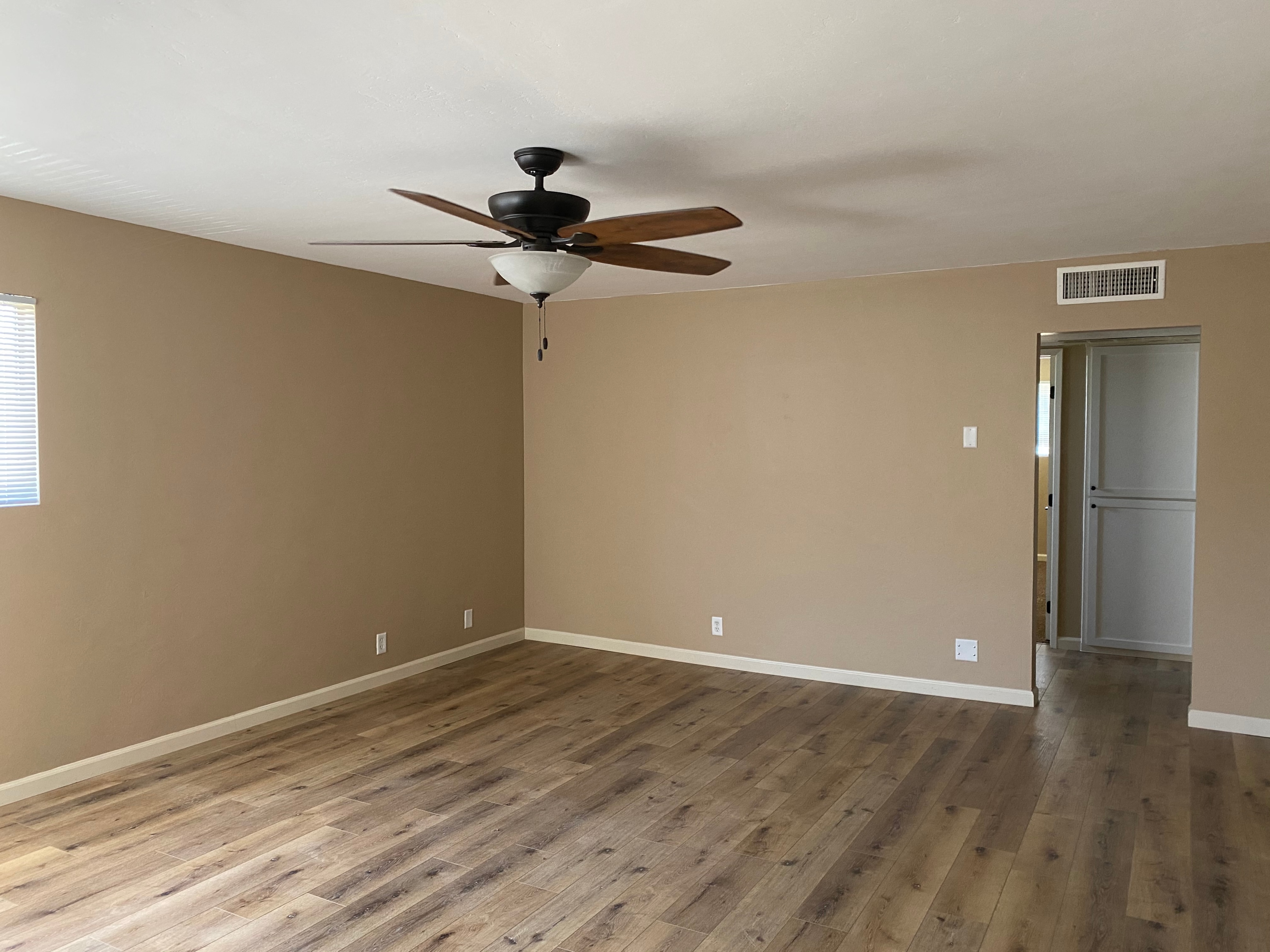 Gallery Photo 6