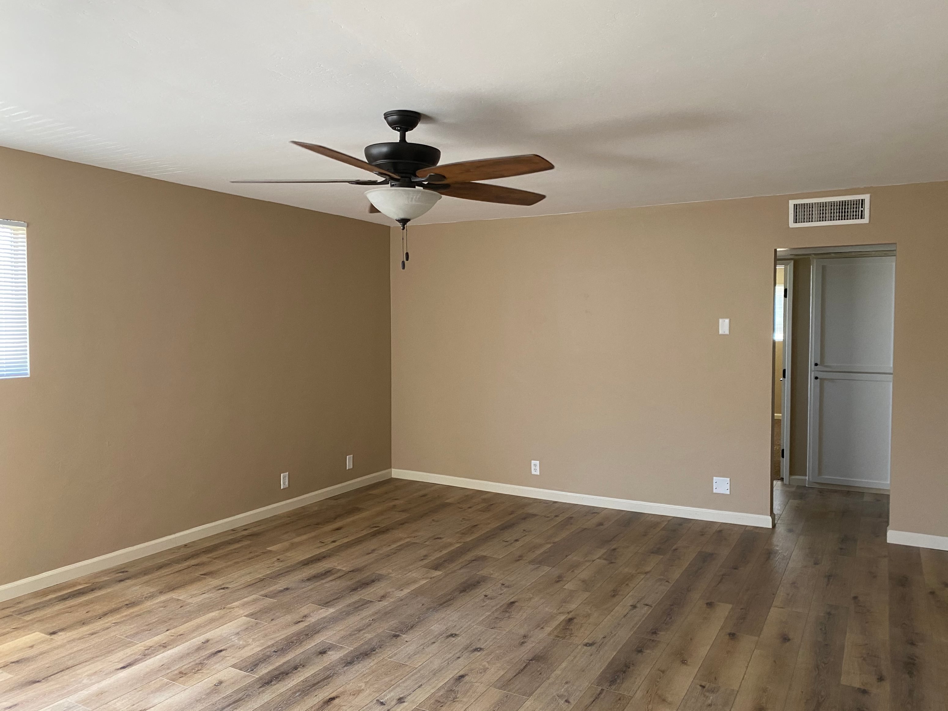 Gallery Photo 6