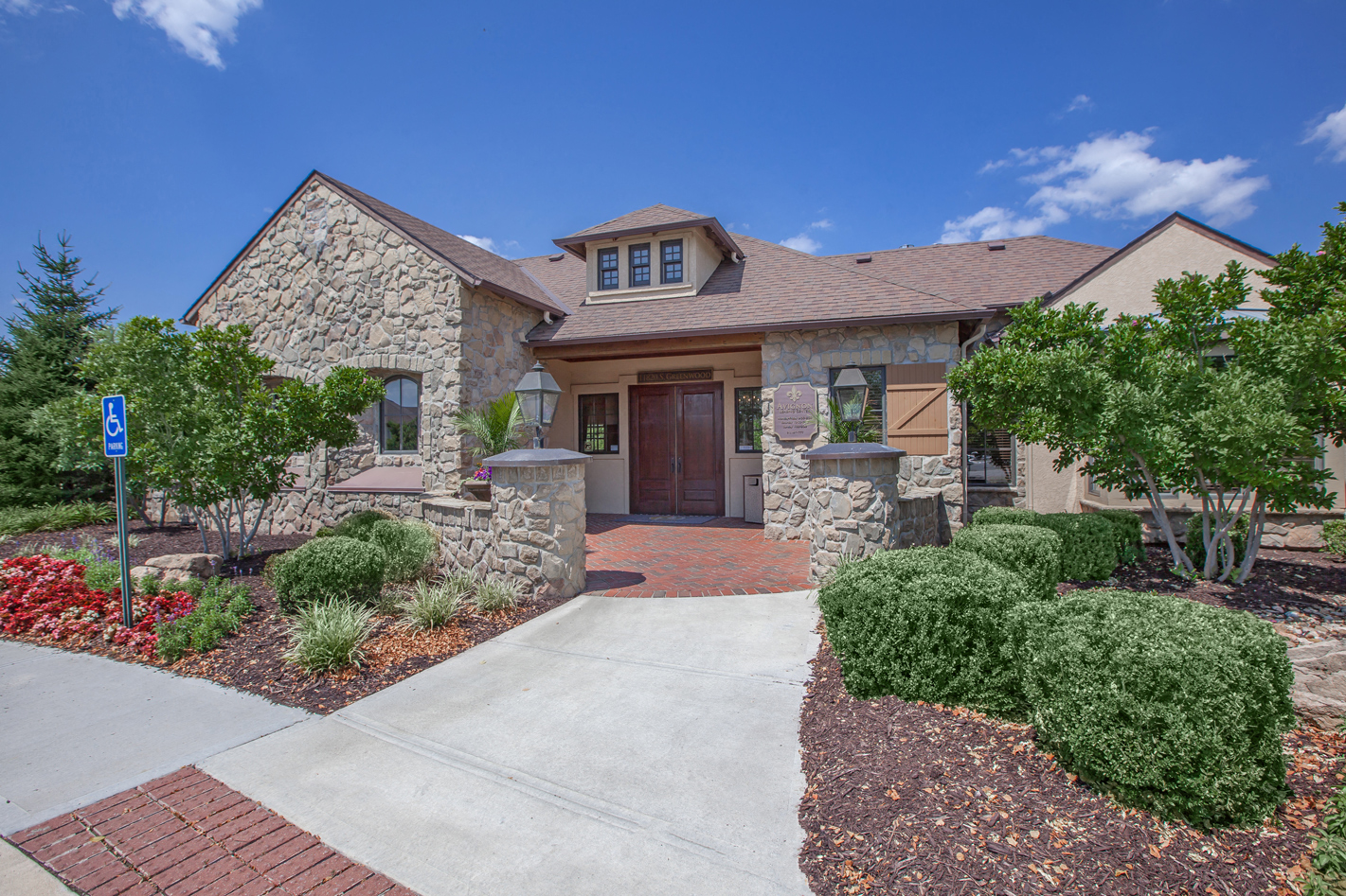 Avignon Apartment Homes Apartments in Olathe, KS