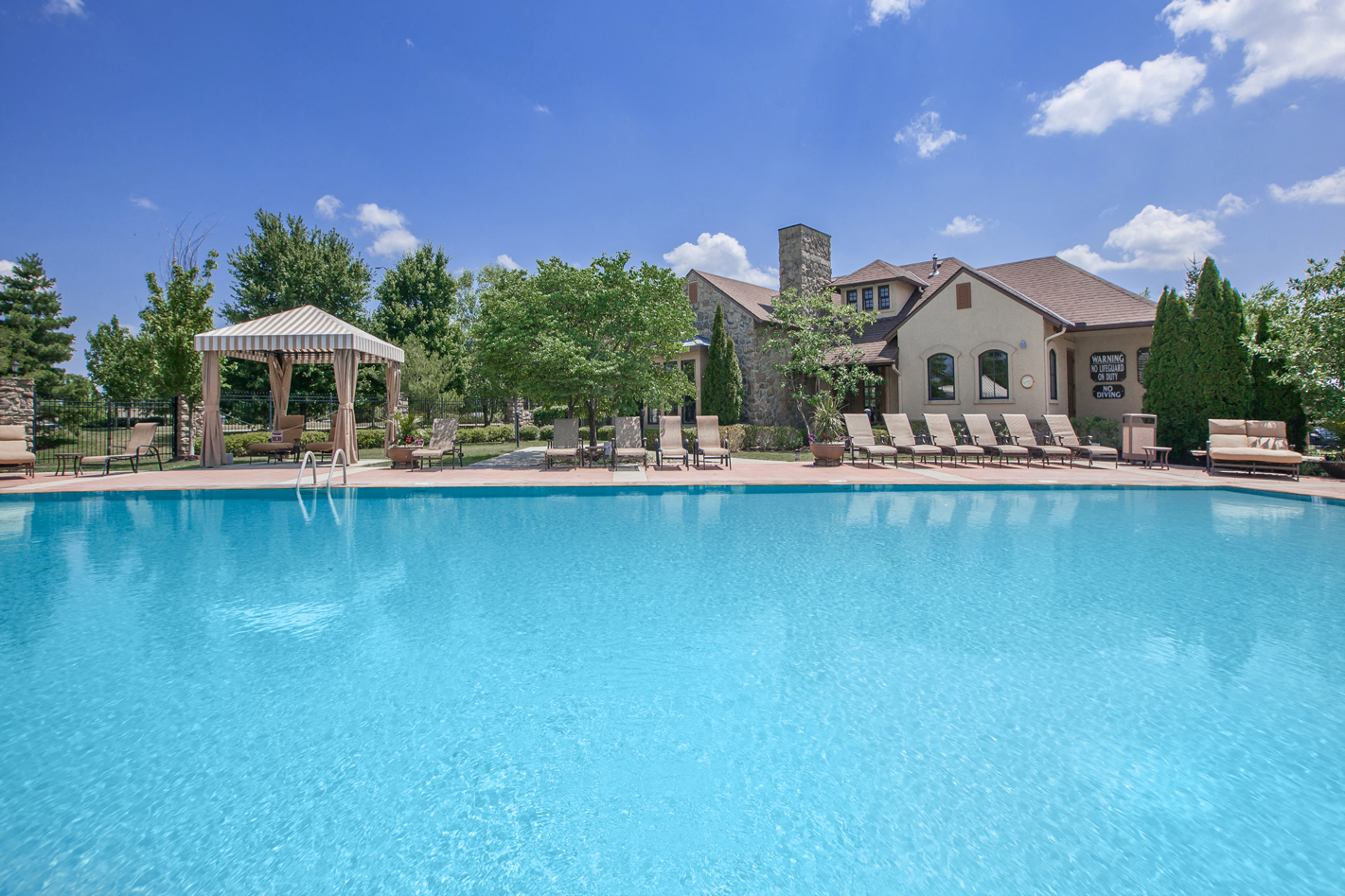 Avignon Apartment Homes Apartments in Olathe, KS