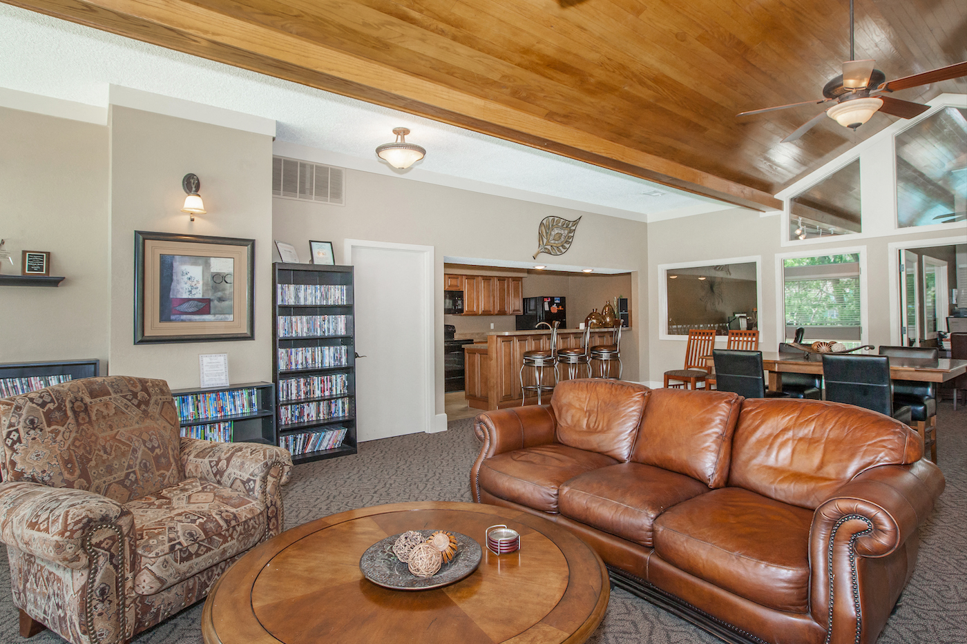 PetFriendly Apartments in Olathe, KS Millcreek Woods