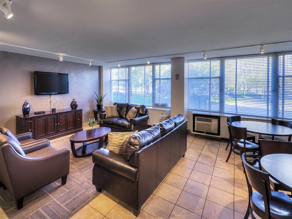 Resident Lounge, at Prairie Shores, Chicago, 60616