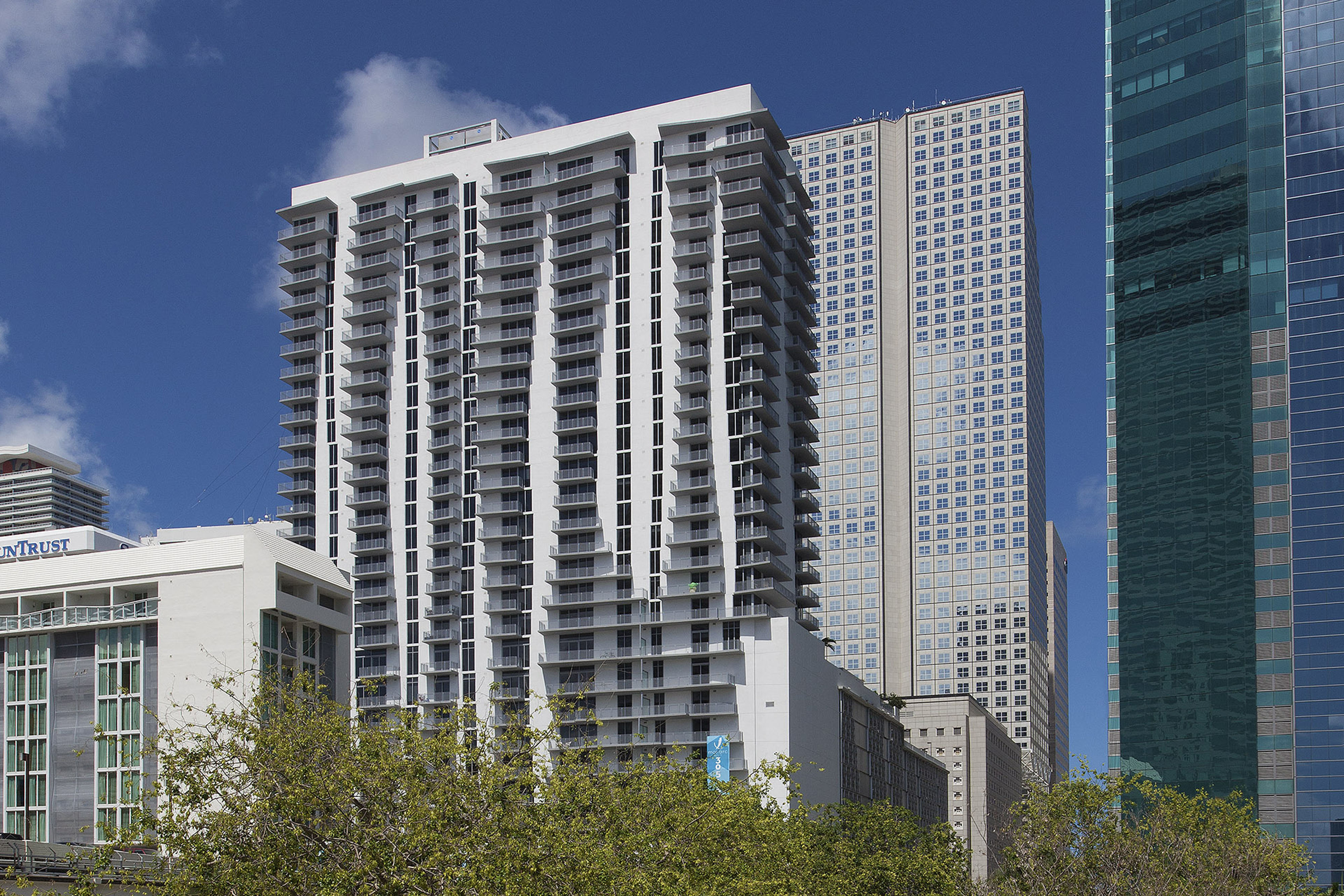 Monarc Exterior Portrait