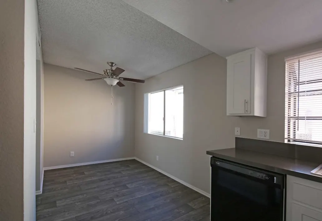 Gallery Photo 36