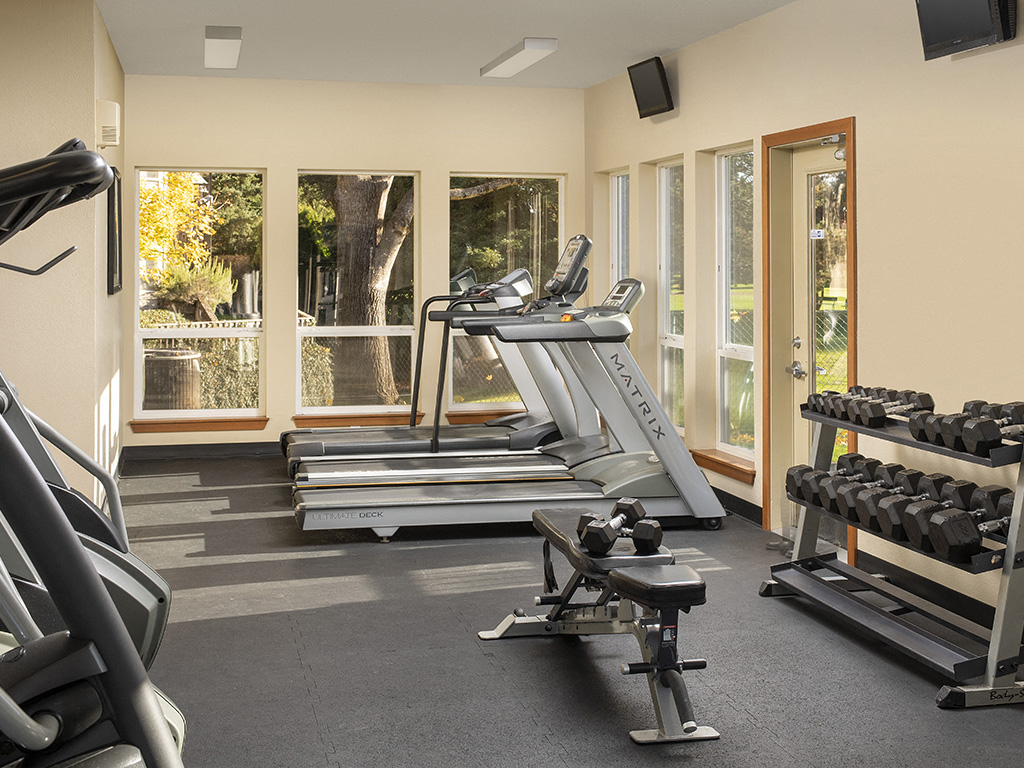 fitness  Rivergreens Apartments - Fitness Center