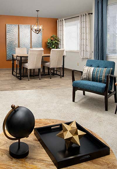 Creekside Apartments Living & Dining Room