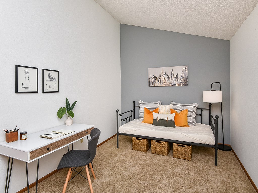 Bass Lake Hills Townhomes - Bedroom