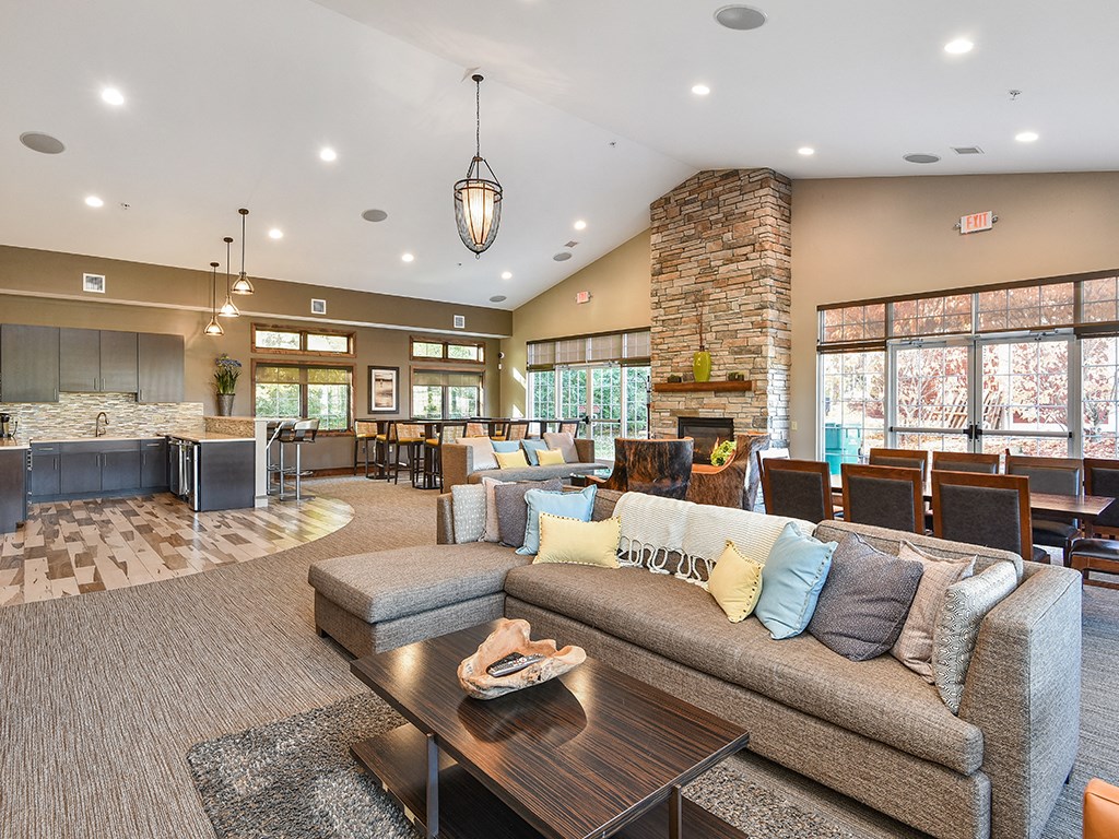 Bass Lake Hills Townhomes - Clubhouse Seating Area