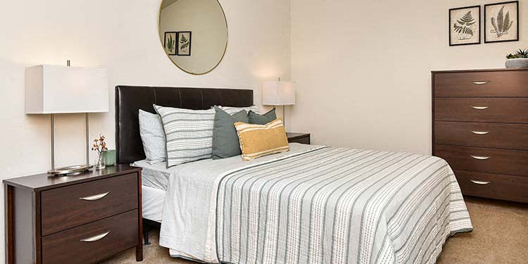 Birch Lake Townhomes | Townhomes in White Bear Lake, MN