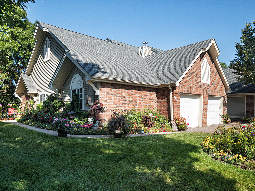 Photos of our Friendly Community at Birch Lake Townhomes in the St