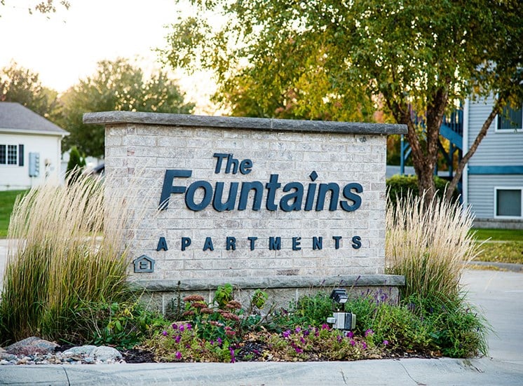 The Fountains - Signage