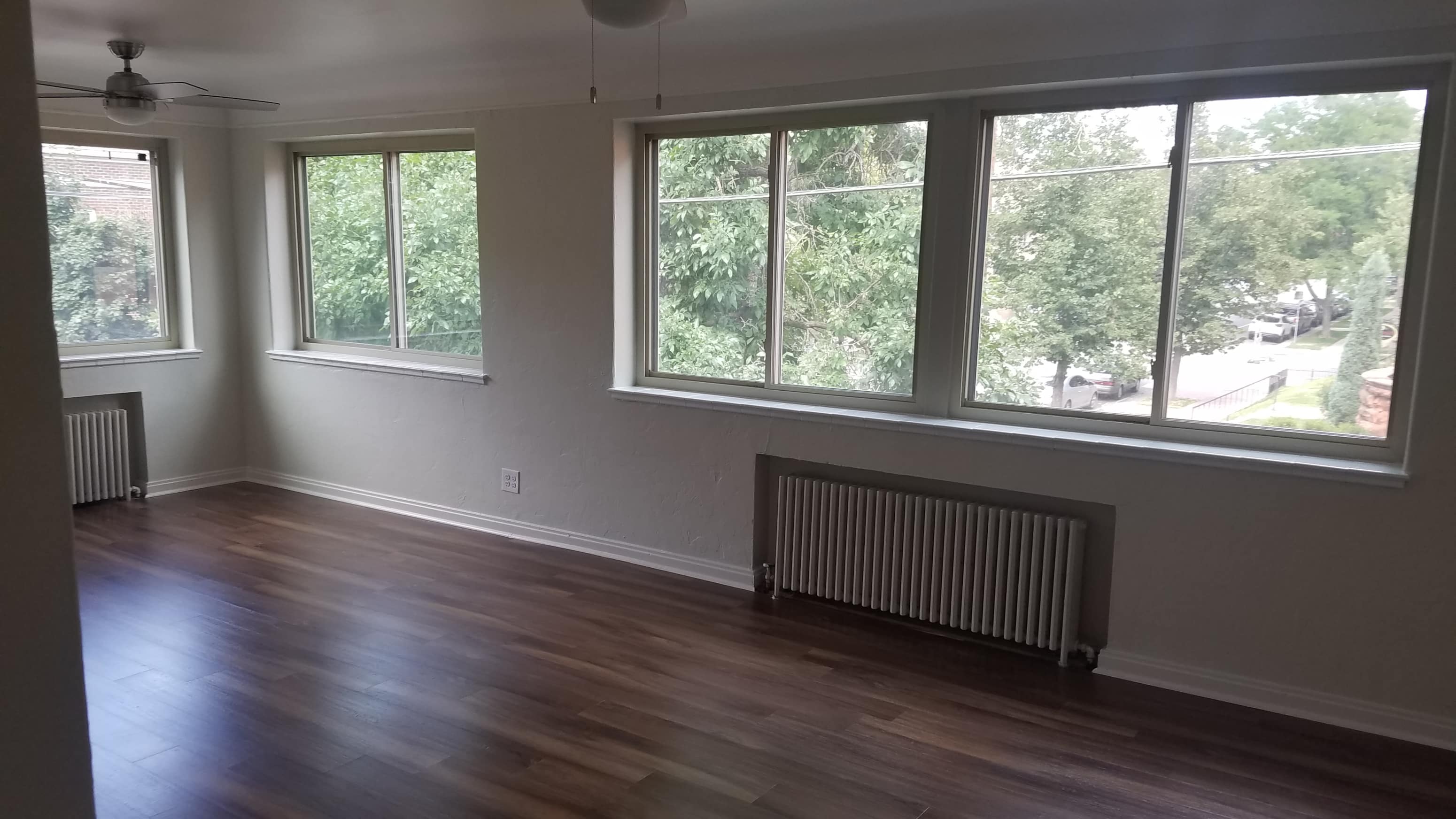 Gallery Photo 32