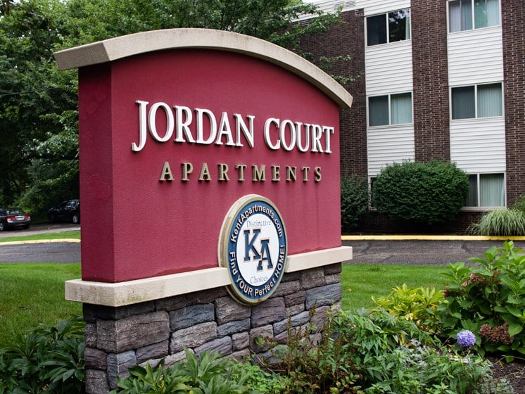 Jordan Court Sign