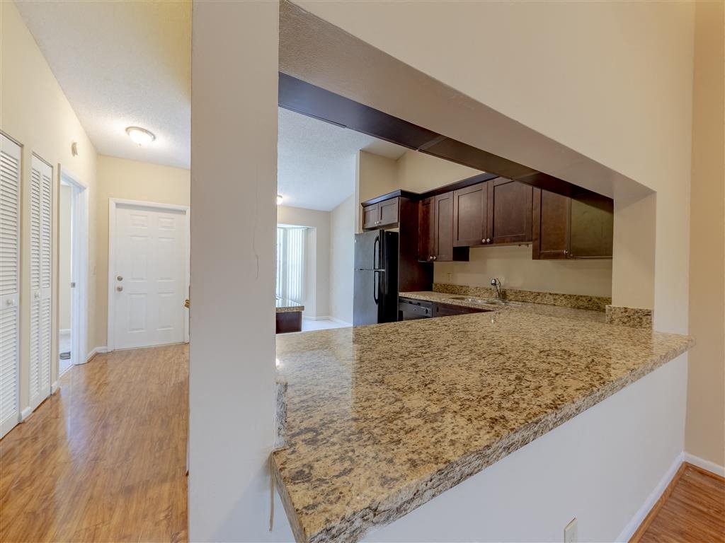 Gallery Photo 17