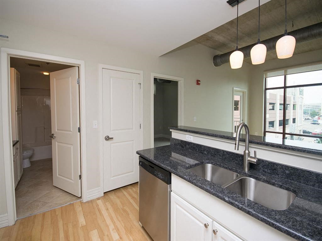 Apartments on Woodward Ave Studio One Apartments