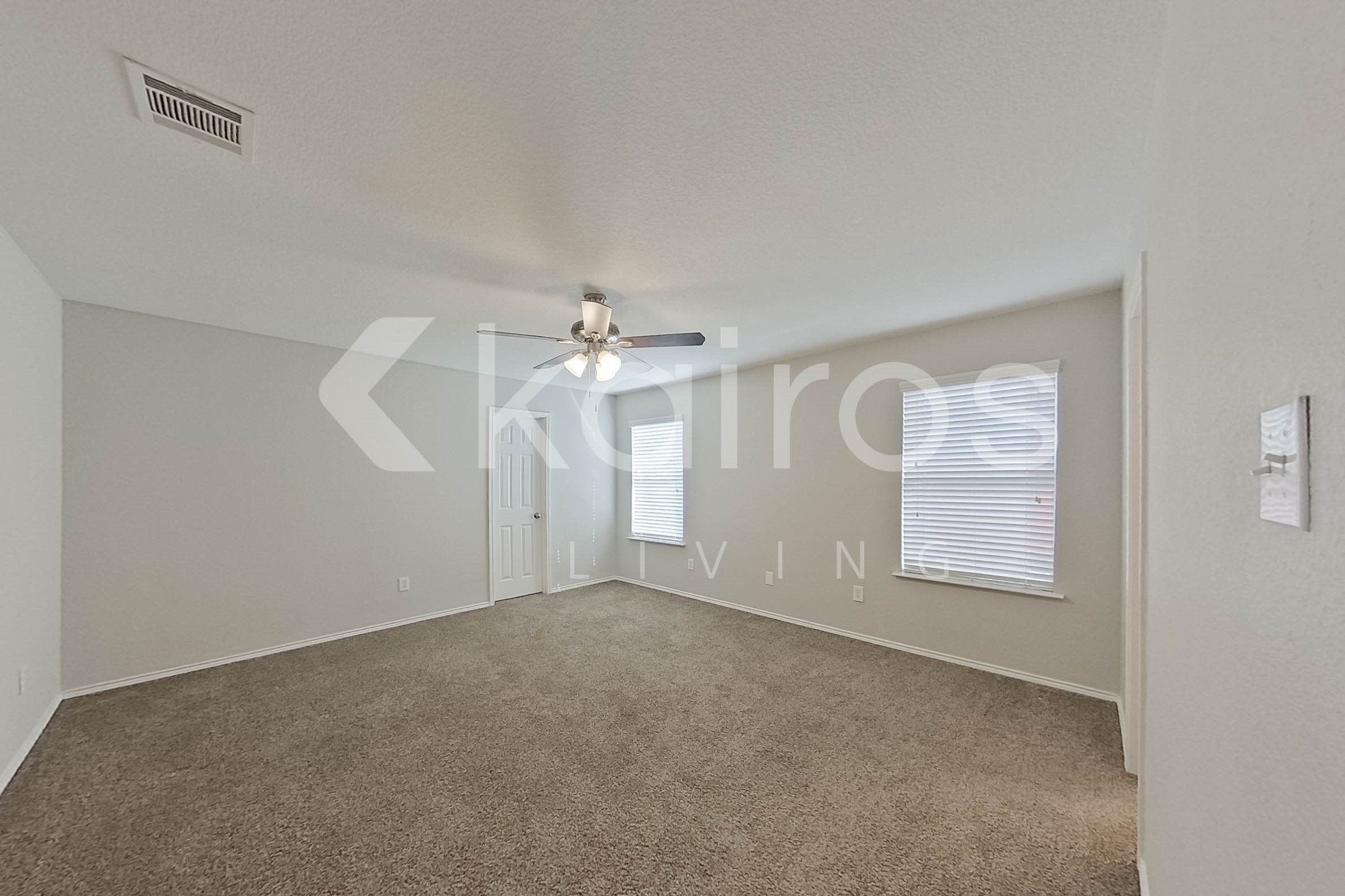 Gallery Photo 12