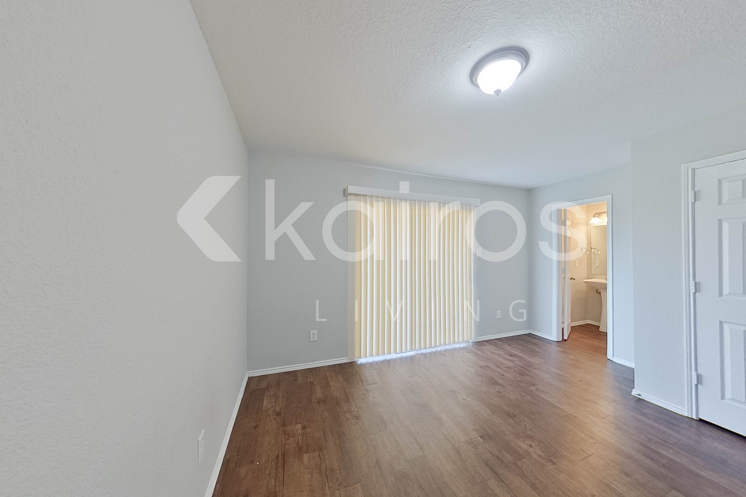 Gallery Photo 16
