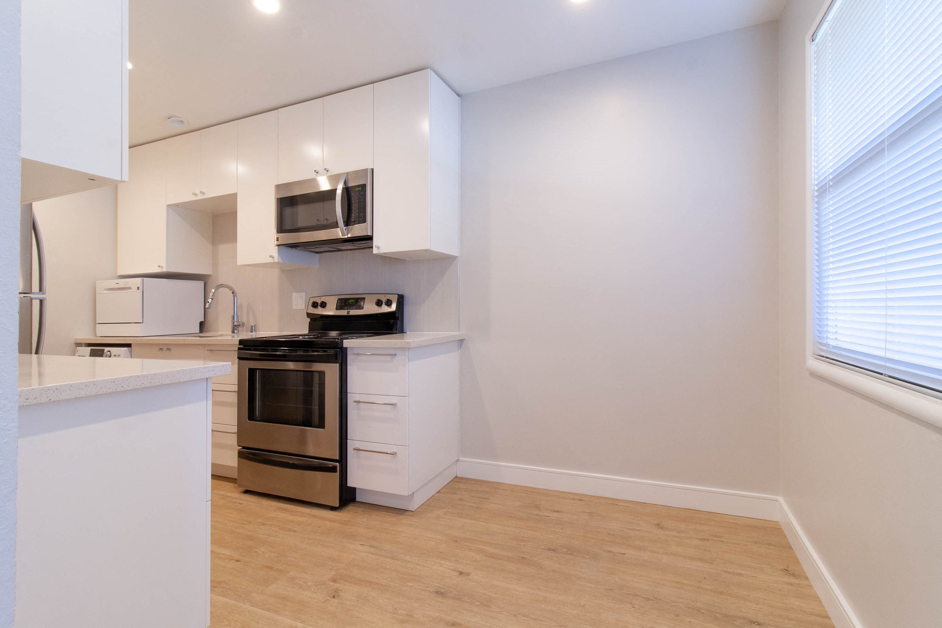 Gallery Photo 38