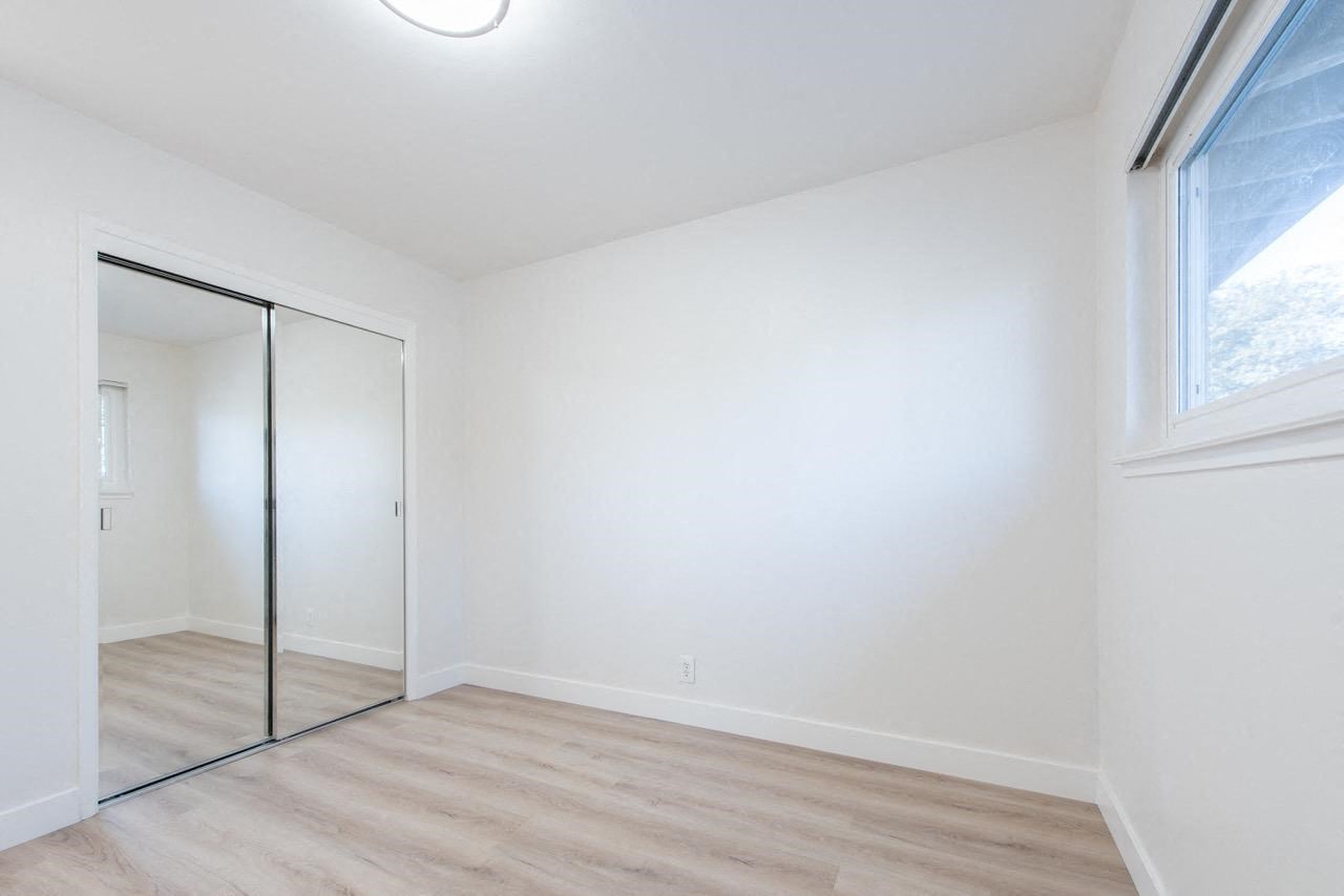 Gallery Photo 29