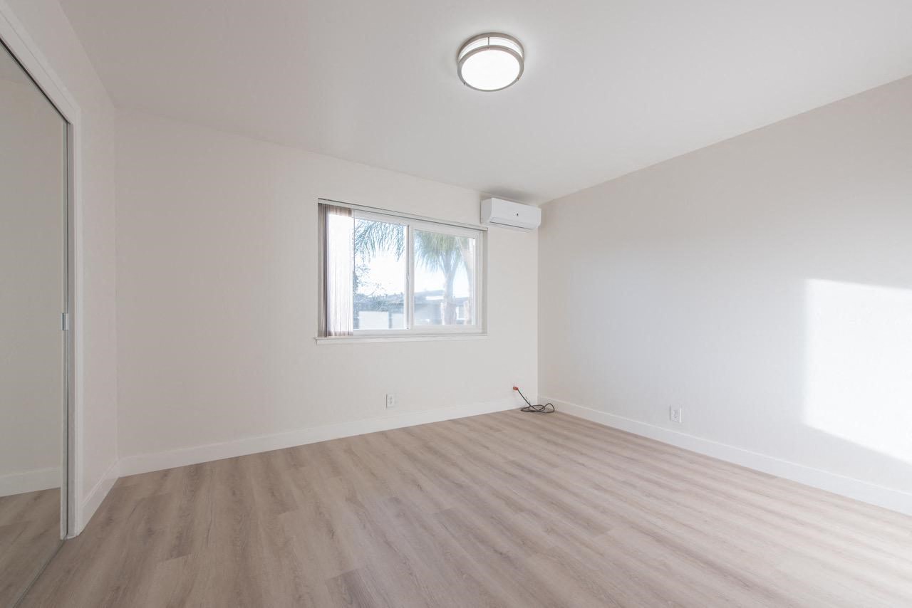 Gallery Photo 15