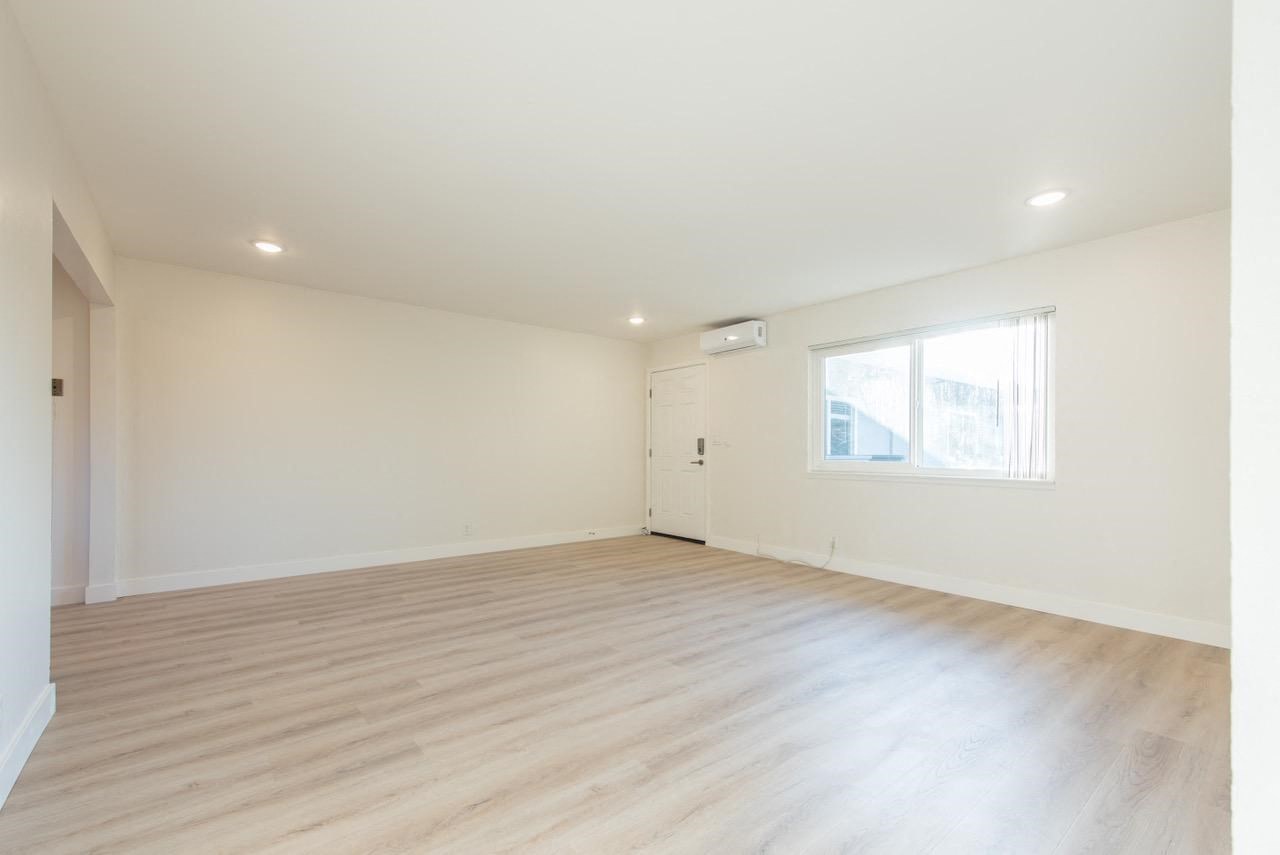 Gallery Photo 33