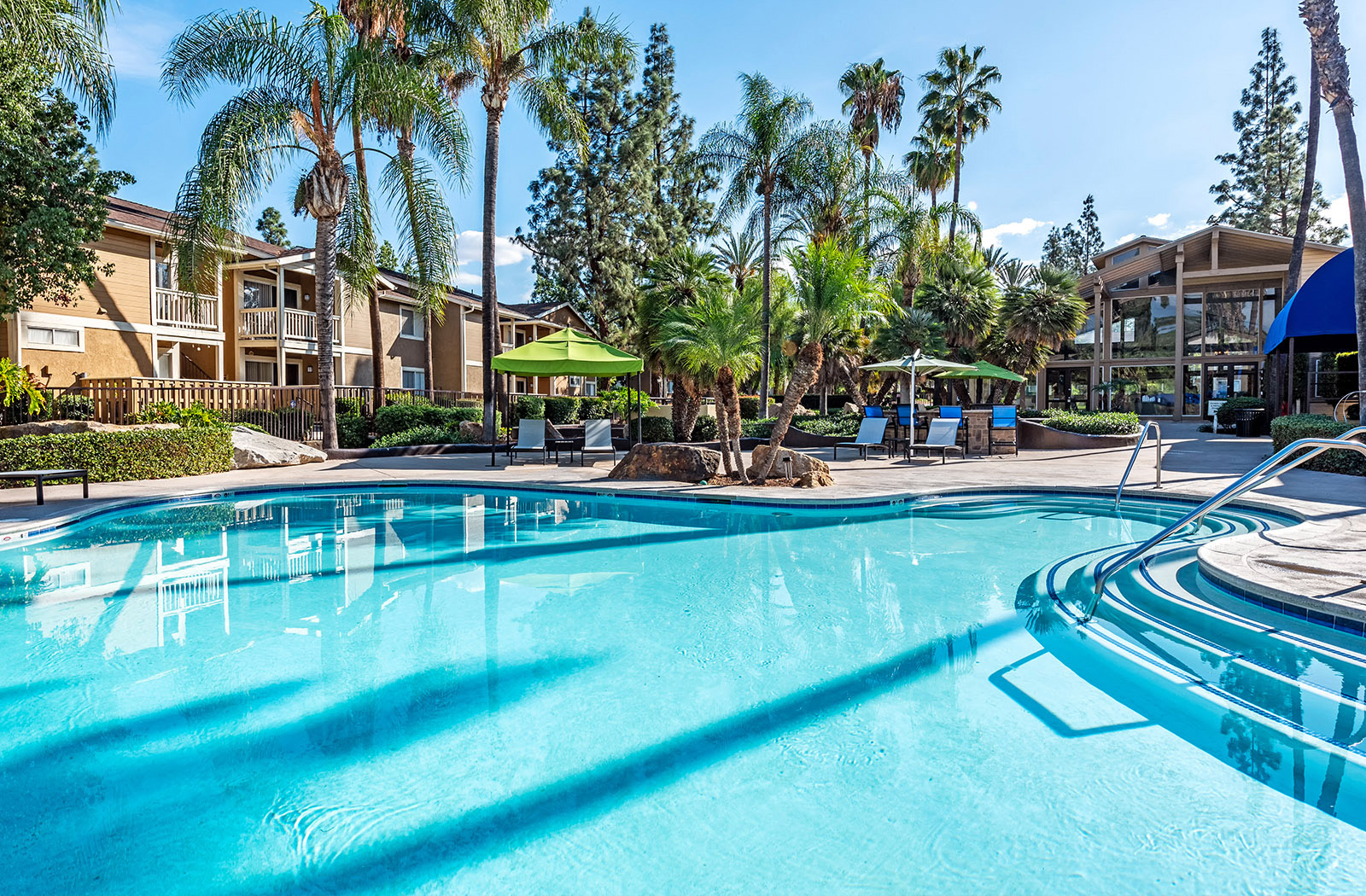 Redlands Lawn And Tennis Club Apartments In Redlands Ca