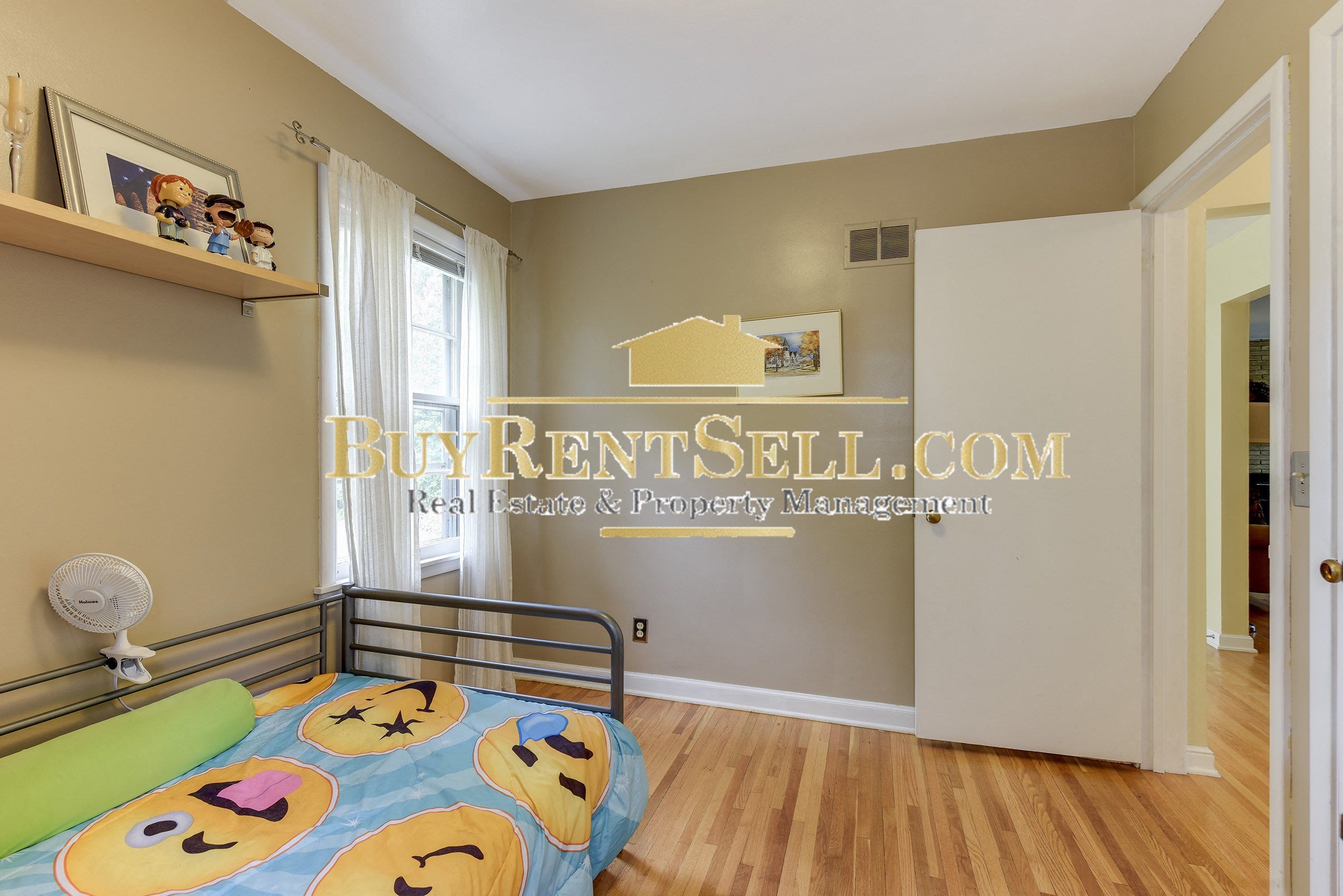 Gallery Photo 10