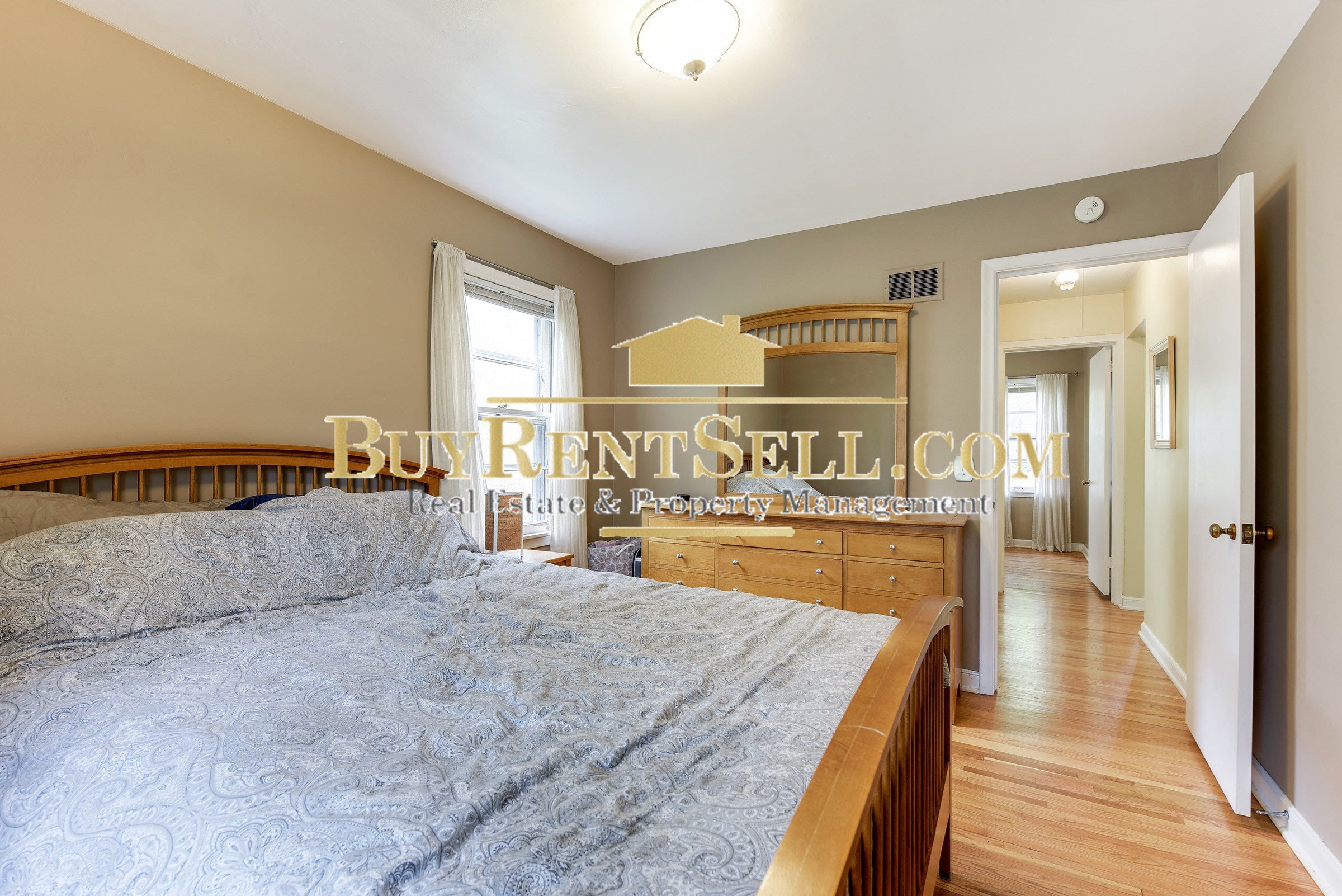 Gallery Photo 19
