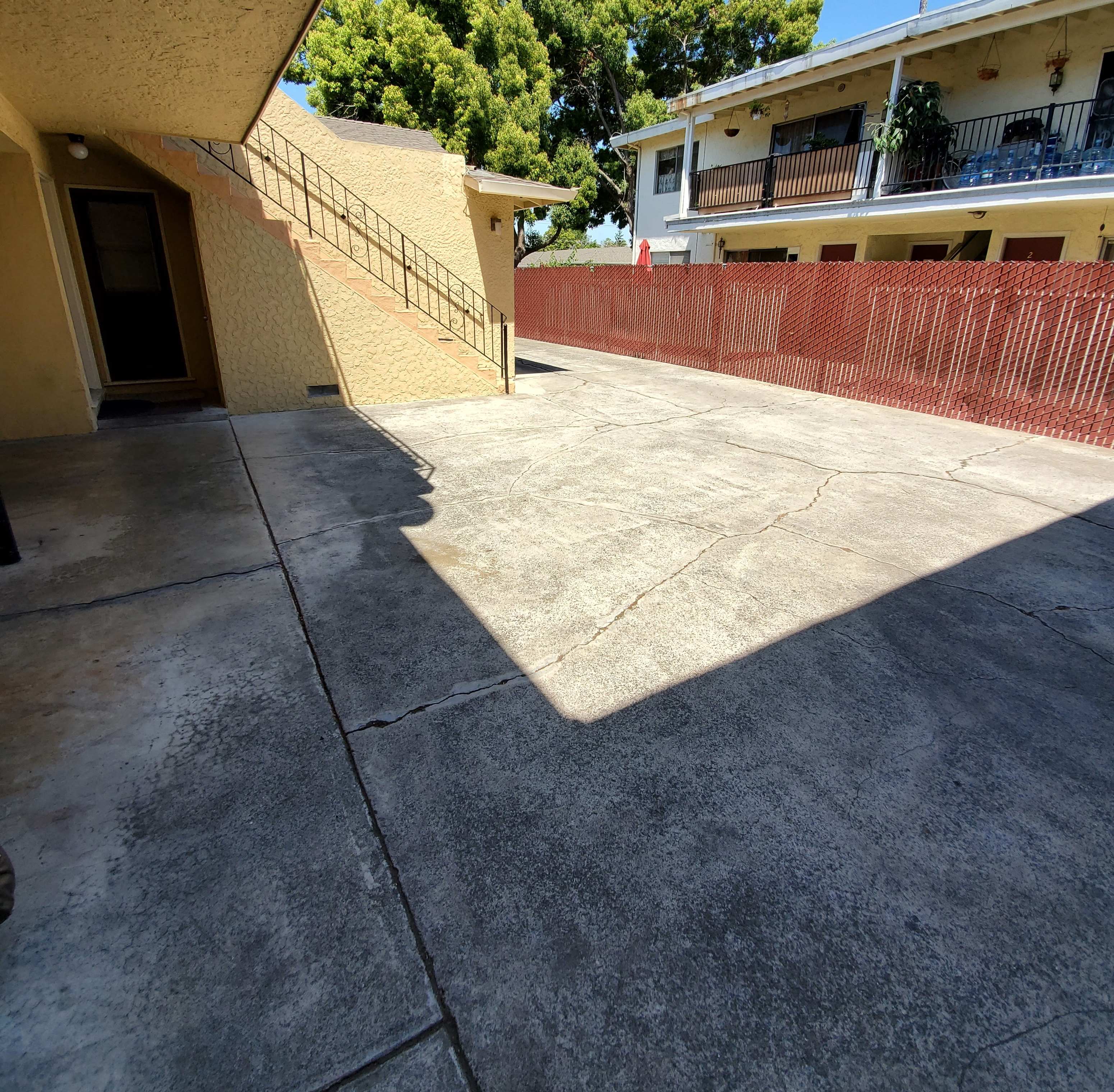 Gallery Photo 16