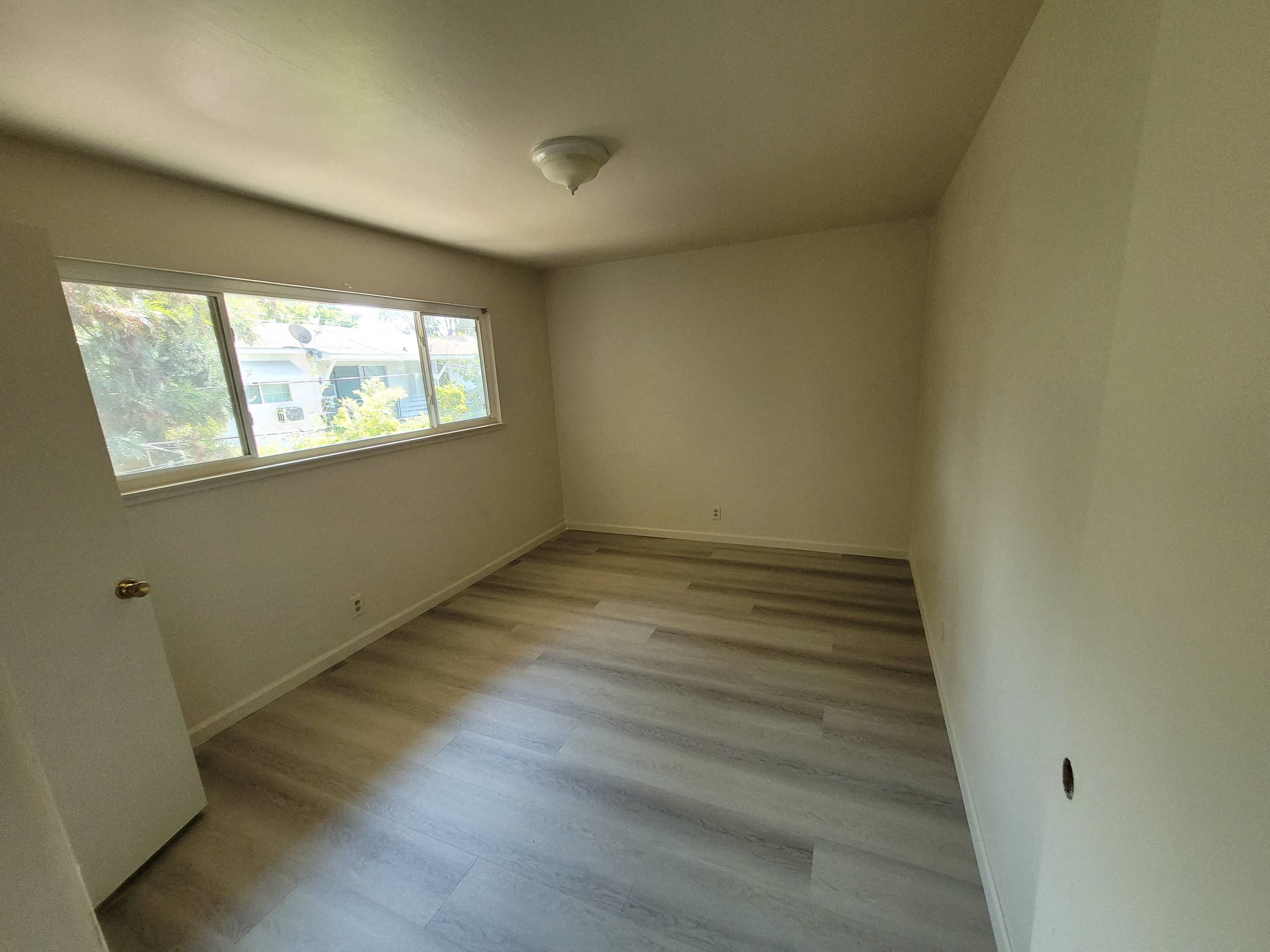 Gallery Photo 15