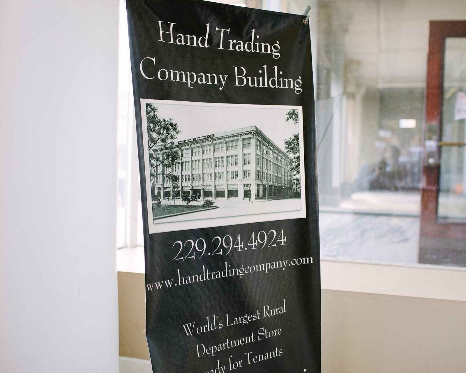 Photos and Video of Hand Trading in Pelham, GA